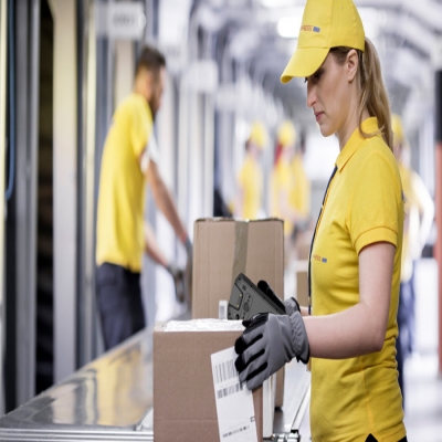 亿道信息5寸安卓扫描三防手持终端助力智能仓储拣货系统